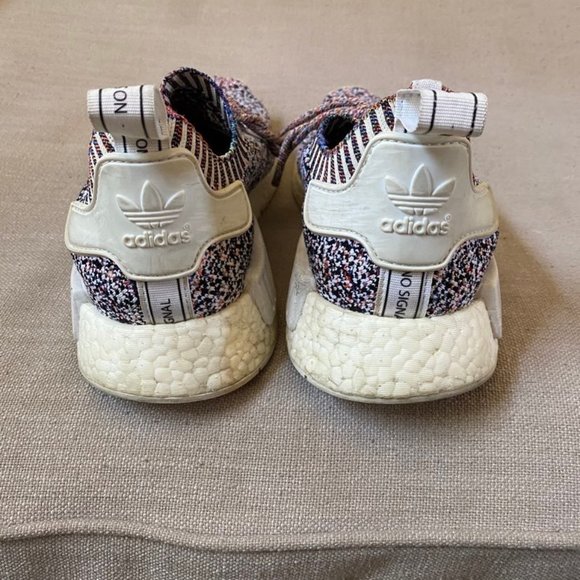 adidas gazelle silver green womens Adidas NMD R2 Primeknit White Black